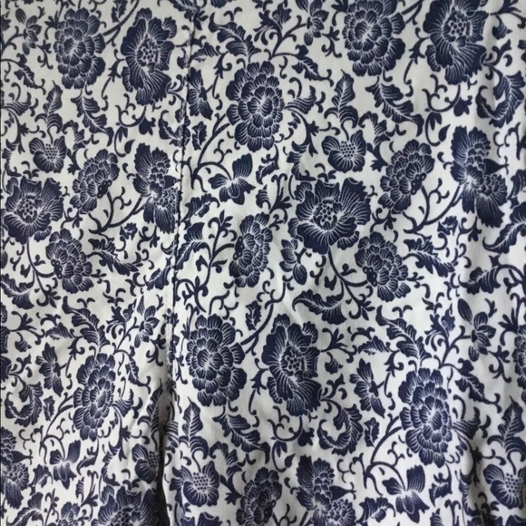 🦋 BOLD PRINTED LEGGINGS 🦋 Size S 🌟 NWOT 👖 - Picture 3 of 3